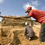 Marchés en flammes : économie fragile et gouvernance en question